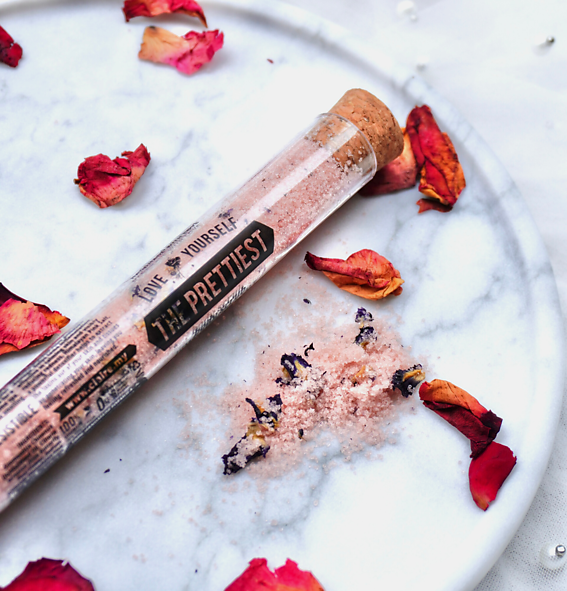 MINI SCRUB : THE PRETTIEST