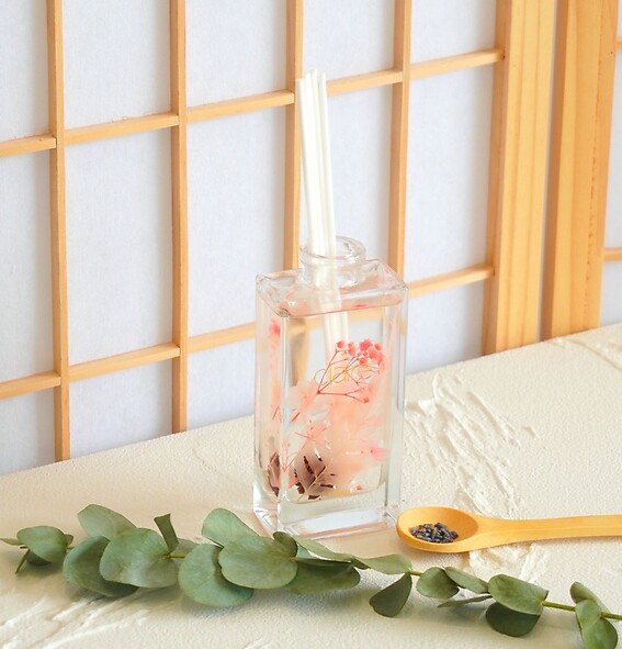 FRENCH BLOSSOM REED DIFFUSER