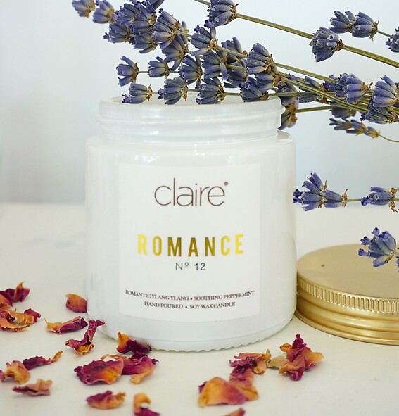 ROMANCE CANDLE