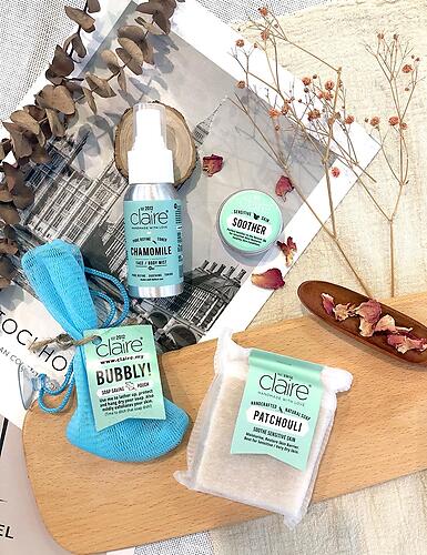 ACNE SKIN : NATURAL CARE